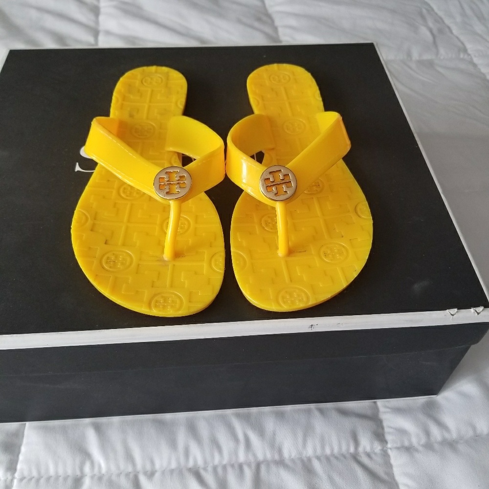 Tory burch sandals